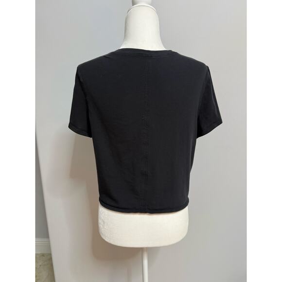 Lululemon Tie Front Black Short Sleeve Crewneck T Shirt Size 8 med short sleeve - Picture 2 of 4